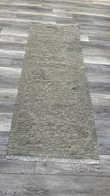 Load image into Gallery viewer, 2&#39;4&quot; x 6&#39;5&quot; Flatweave Wool  Reversible Runner