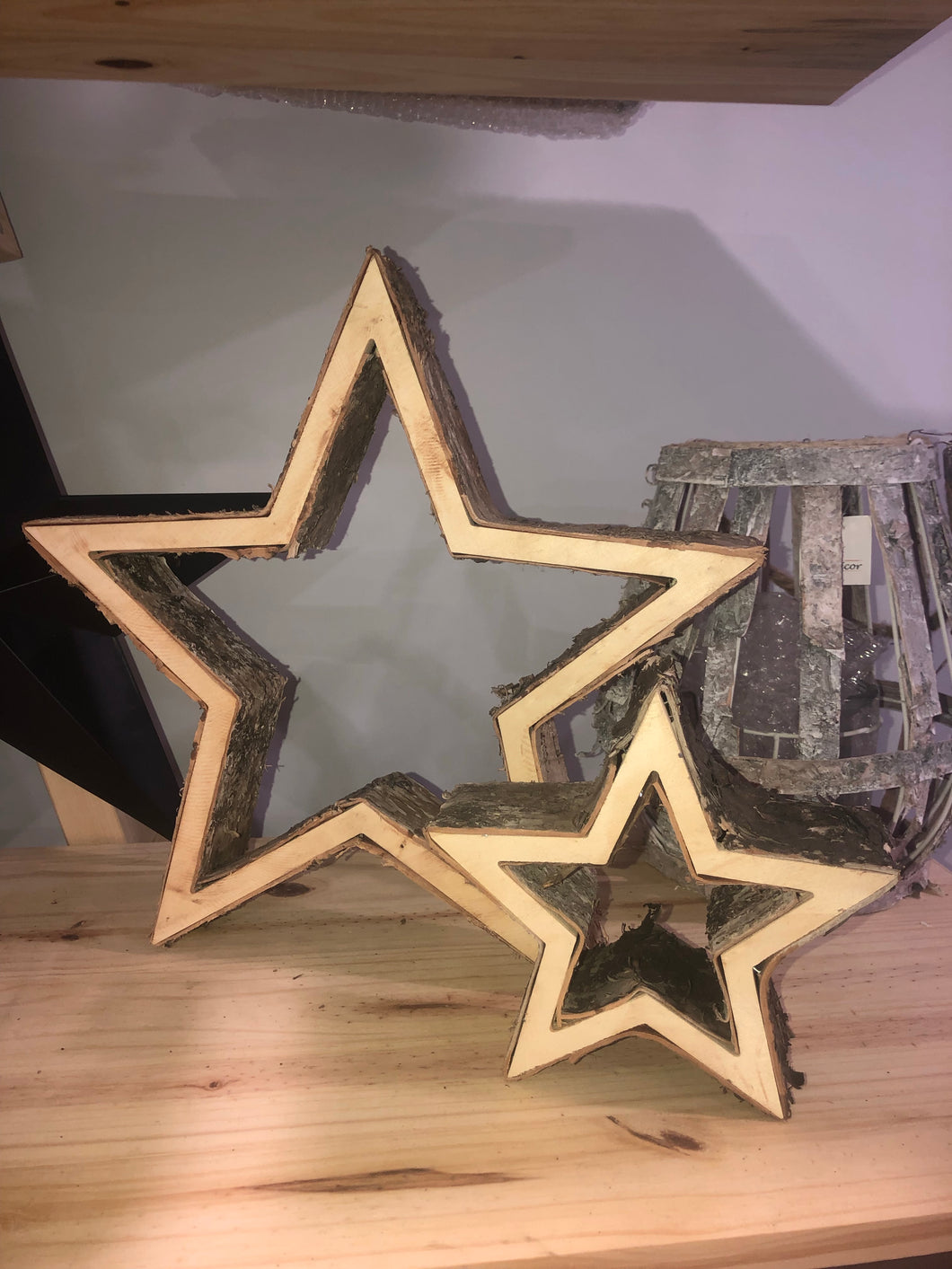 SET OF 2 WOOD BARK HOLLOW STAR STAND